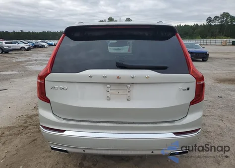 2021 Volvo Xc90 z USA, uszkodzony, nr VIN YV4A221L0M1768142